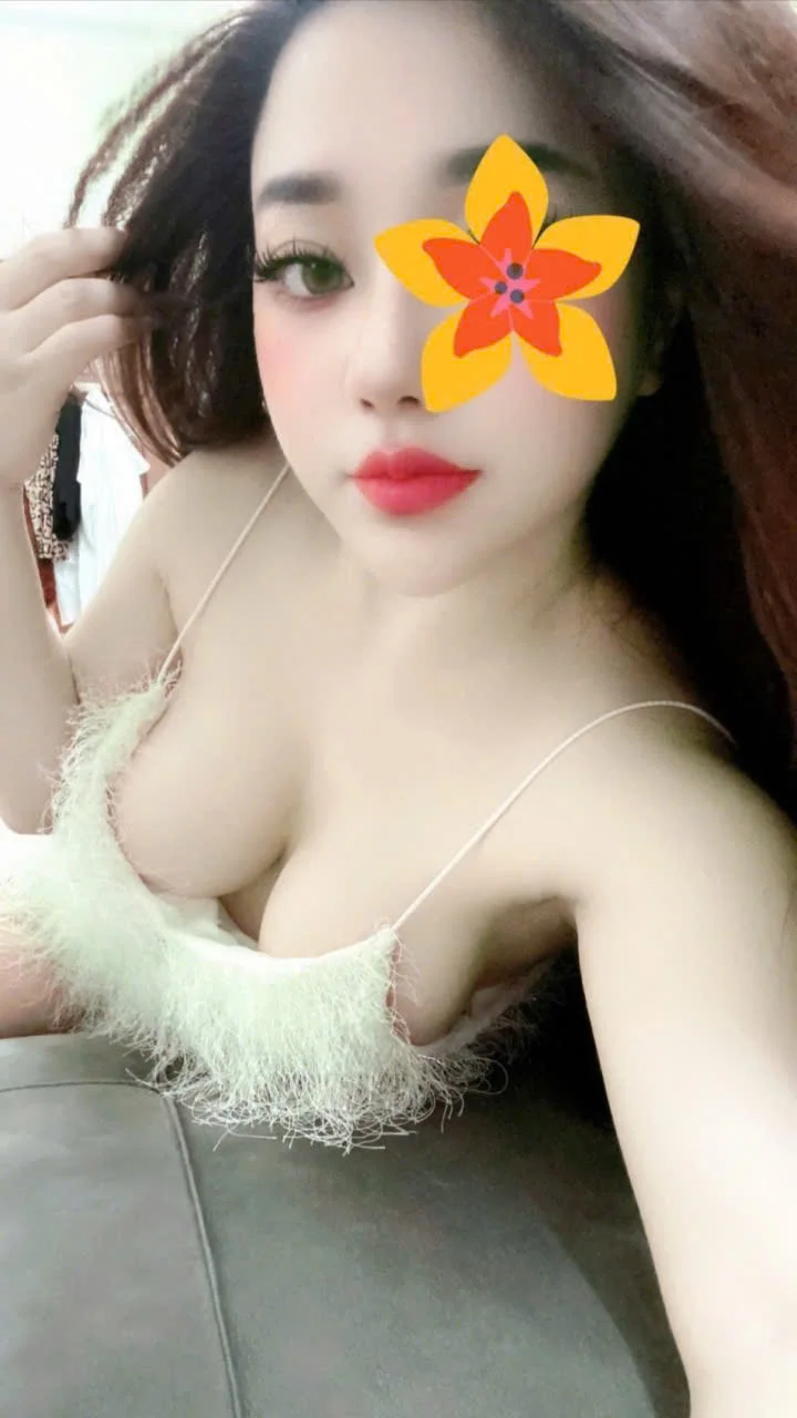 z7034981173799_9fa83d0ff8bf097bc5f6e4a6d667a41d.webp